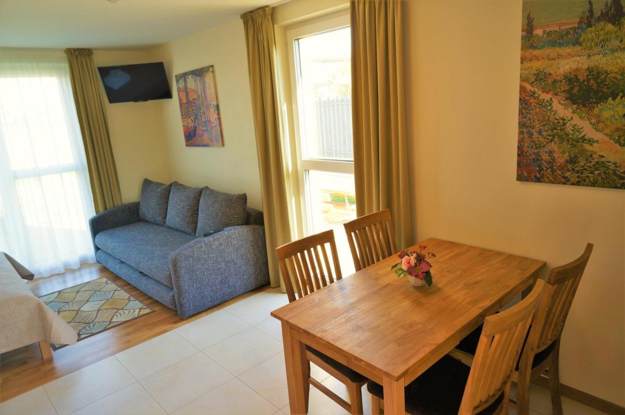 Smelio Vila Apartments 帕兰加 外观 照片