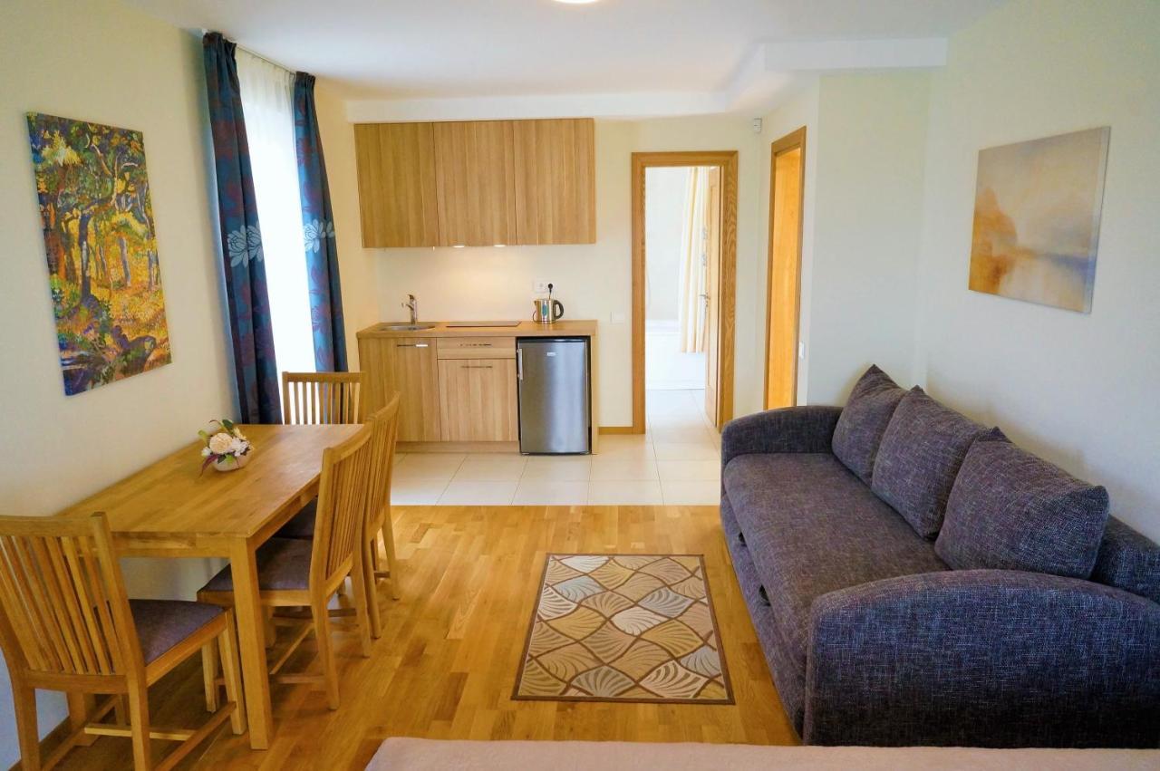 Smelio Vila Apartments 帕兰加 外观 照片