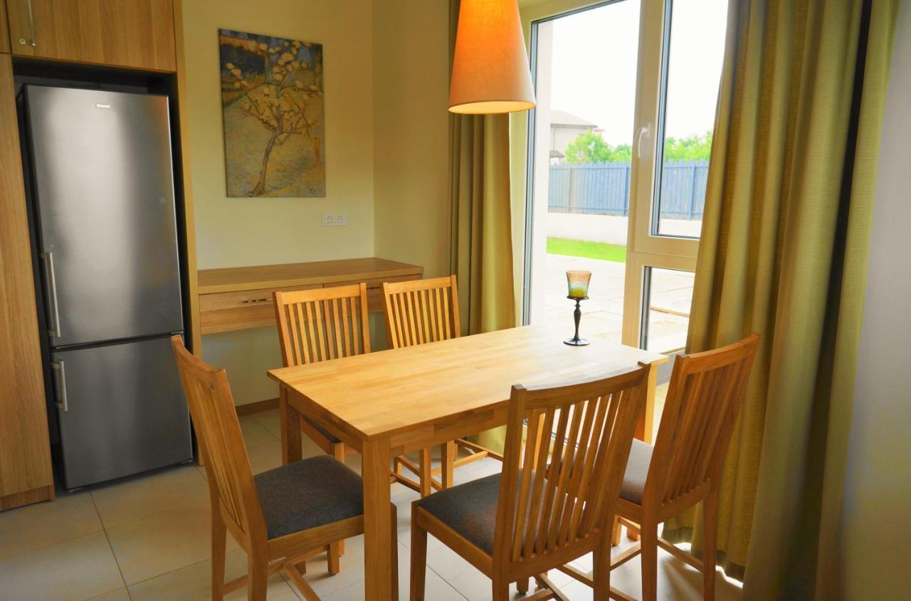 Smelio Vila Apartments 帕兰加 外观 照片